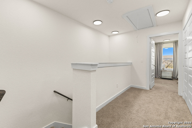 Image 17 of 29 For 214 Bonnie Bend