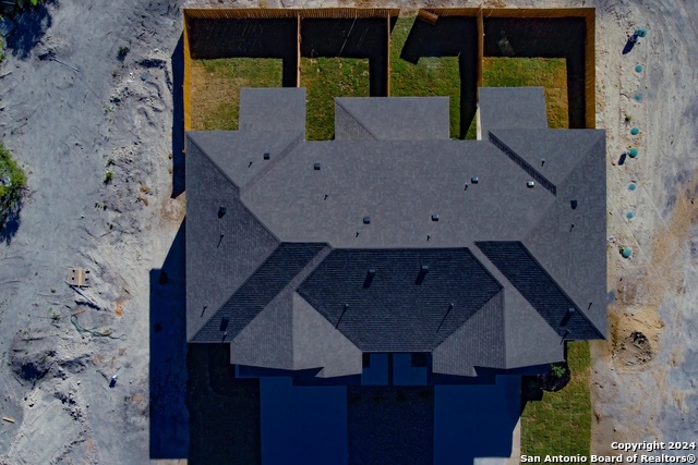 Image 25 of 29 For 214 Bonnie Bend