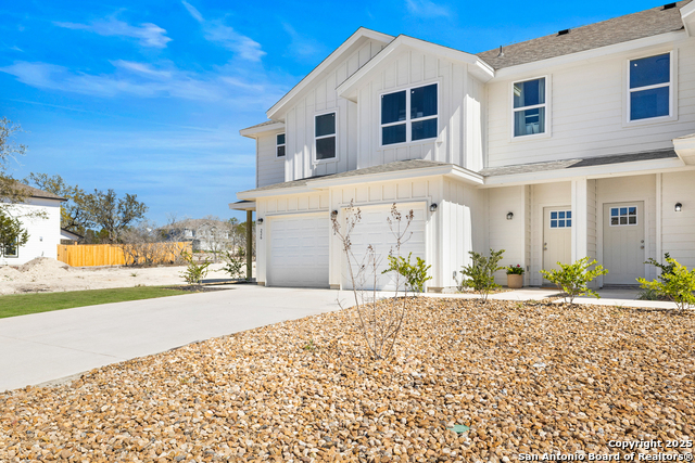 Image 3 of 29 For 214 Bonnie Bend