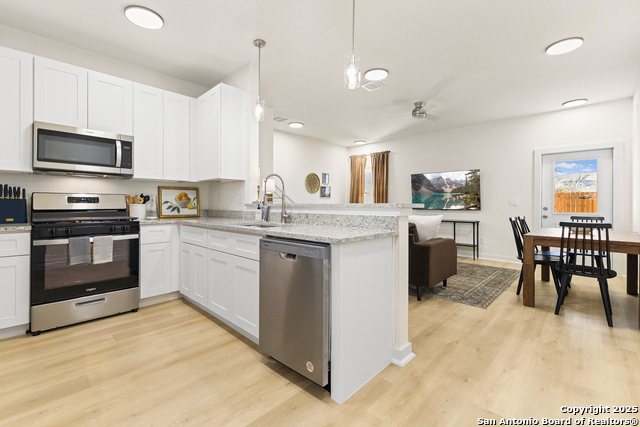 Image 8 of 29 For 214 Bonnie Bend