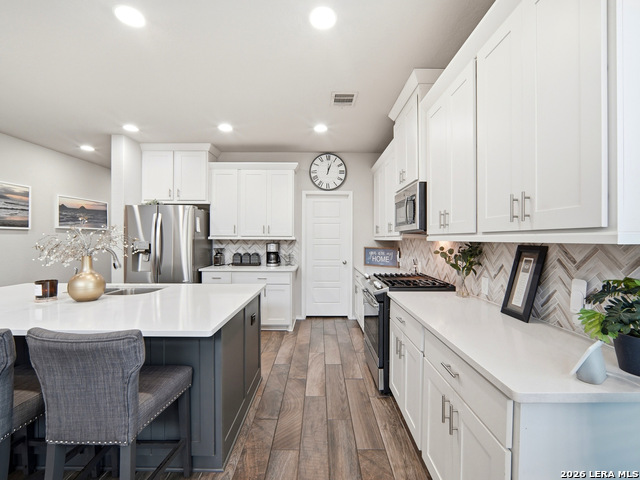 Image 8 of 51 For 2202 Elysian Trail