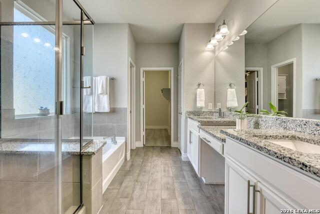 Image 19 of 39 For 7610 Desperado Way