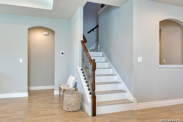 Image 7 of 39 For 7610 Desperado Way