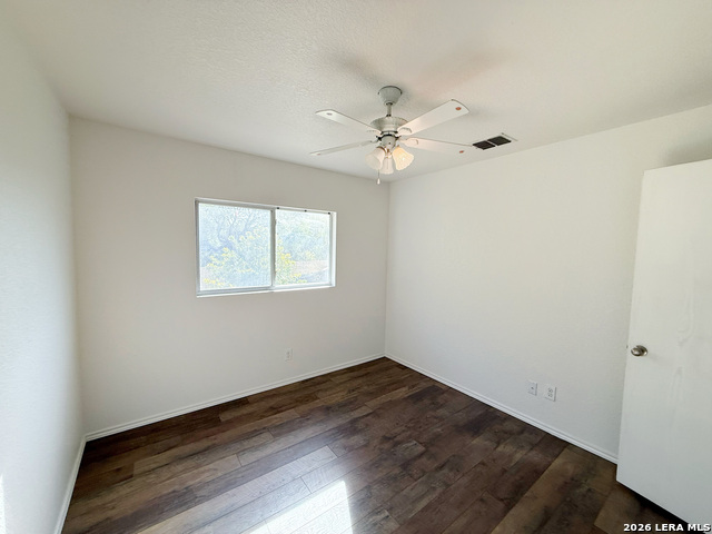 Image 23 of 53 For 5934 Piedmont Glen