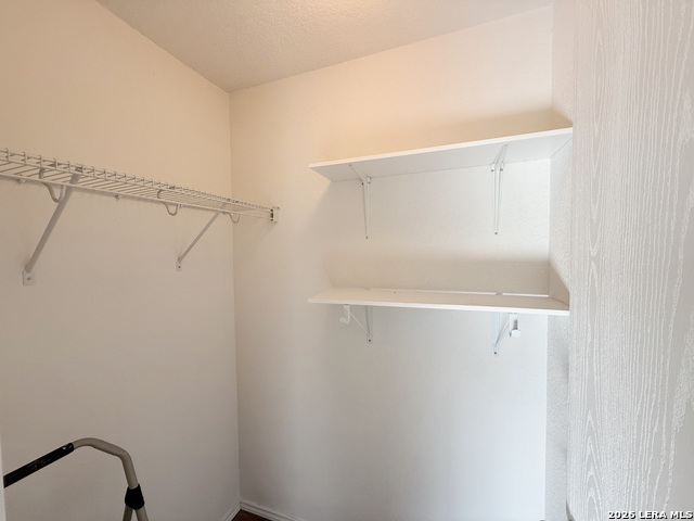 Image 24 of 53 For 5934 Piedmont Glen