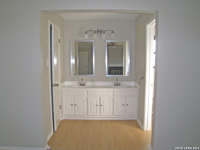 Image 20 of 23 For 3433 Foxbriar