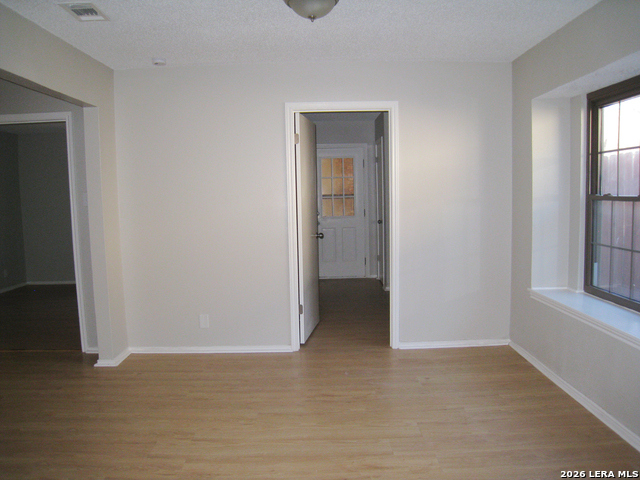 Image 6 of 23 For 3433 Foxbriar