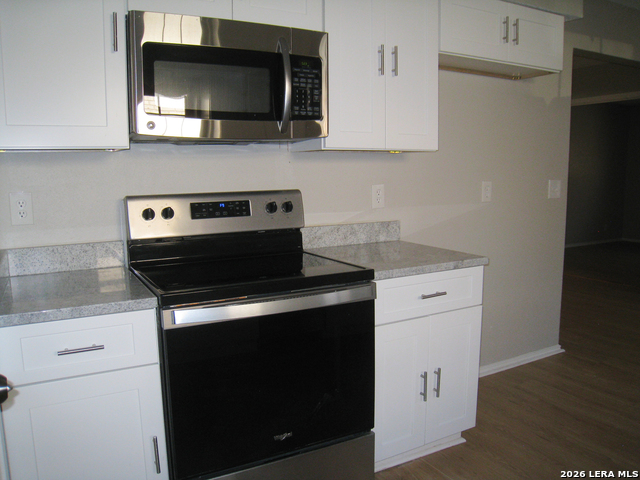 Image 9 of 23 For 3433 Foxbriar