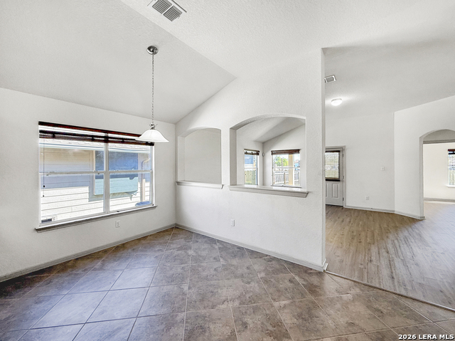 Image 6 of 30 For 9566 Everton