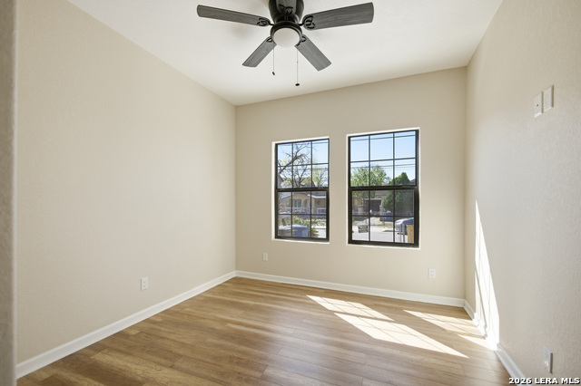 Image 13 of 20 For 1515 Lamar  