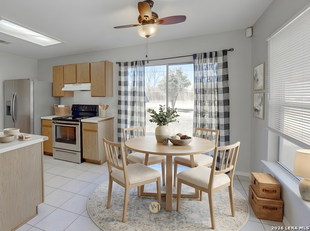 Image 7 of 18 For 9939 Permian Bay