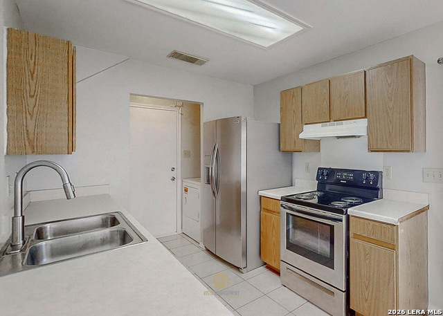 Image 9 of 18 For 9939 Permian Bay