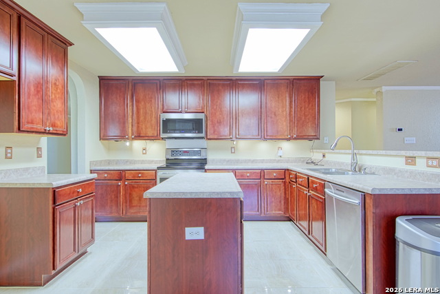 Image 11 of 43 For 9008 Privilege Point