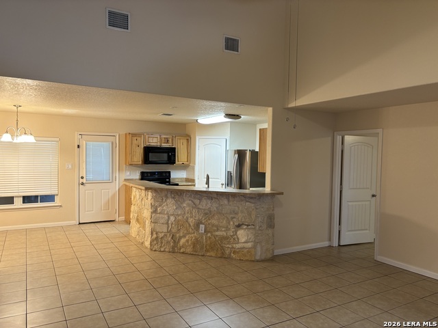 Image 8 of 24 For 324 Weatherby