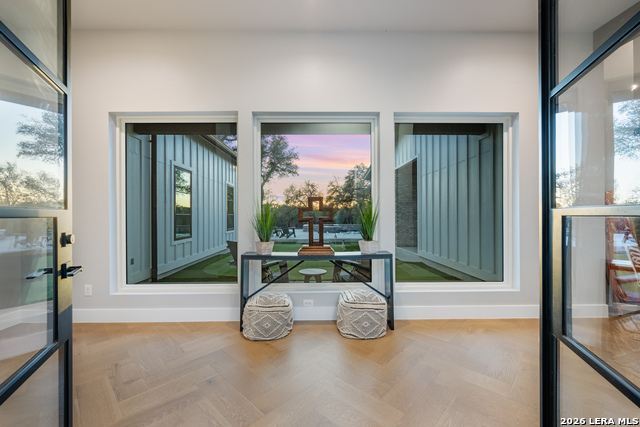 Image 6 of 41 For 31952 Smithson Valley