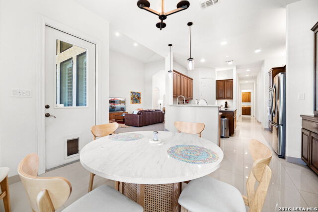 Image 15 of 46 For 25007 Estancia