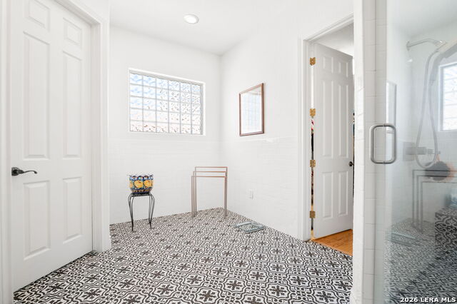 Image 31 of 46 For 25007 Estancia