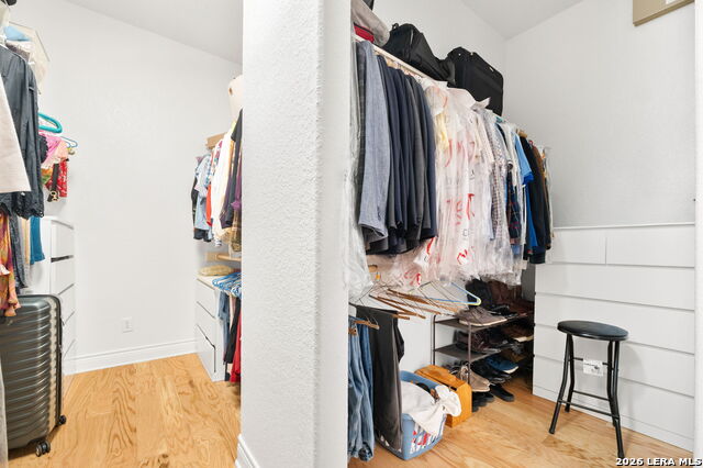 Image 36 of 46 For 25007 Estancia