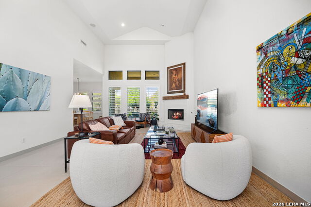 Image 9 of 46 For 25007 Estancia