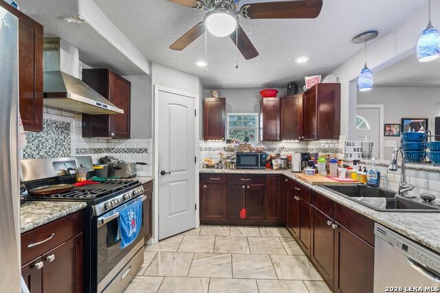 Image 9 of 28 For 145 Lost Forest St