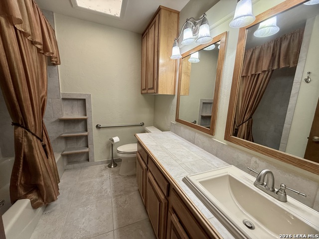 Image 11 of 52 For 228 Sagecrest