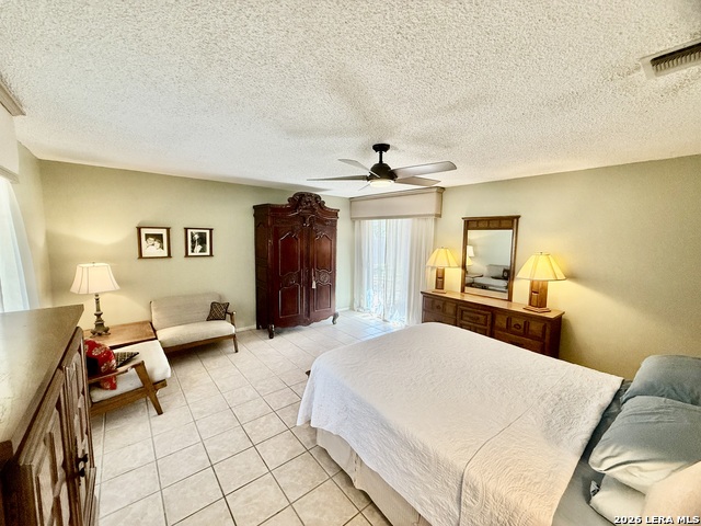 Image 25 of 52 For 228 Sagecrest