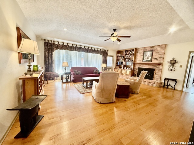 Image 9 of 52 For 228 Sagecrest