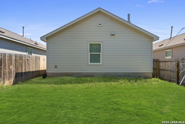 Image 19 of 19 For 6447 Raquel  