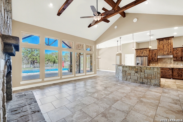 Listing photo id 10 for 1224 Fm 3432