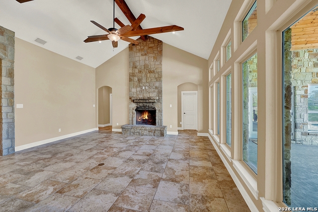 Listing photo id 12 for 1224 Fm 3432