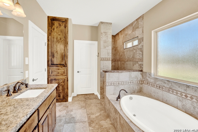 Listing photo id 24 for 1224 Fm 3432