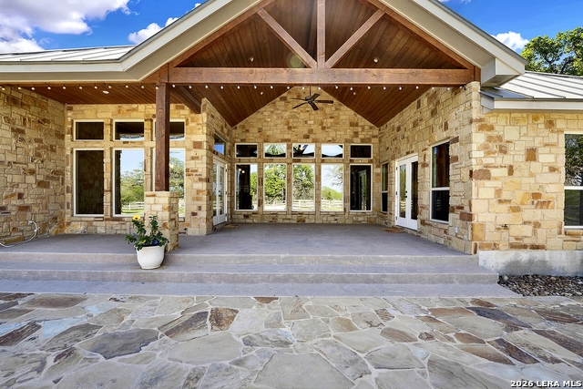 Listing photo id 36 for 1224 Fm 3432
