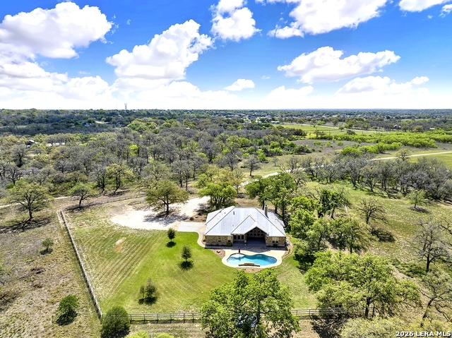 Listing photo id 43 for 1224 Fm 3432