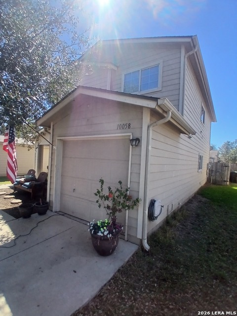 Listing photo id 26 for 10058 Sungate Park