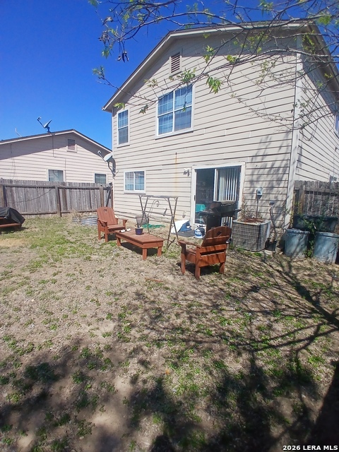 Listing photo id 4 for 10058 Sungate Park