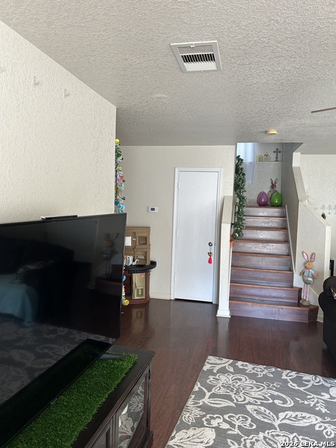 Listing photo id 5 for 10058 Sungate Park