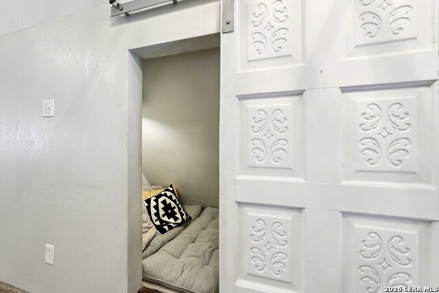 Image 20 of 35 For 122 Nueces  