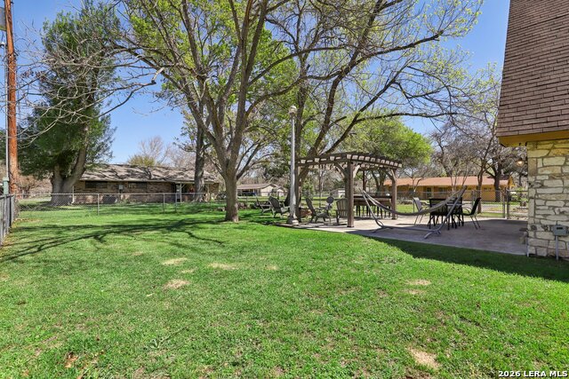 Image 31 of 35 For 122 Nueces  