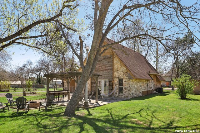 Image 32 of 35 For 122 Nueces  