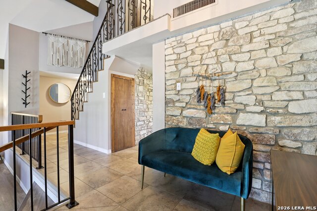 Image 5 of 35 For 122 Nueces  