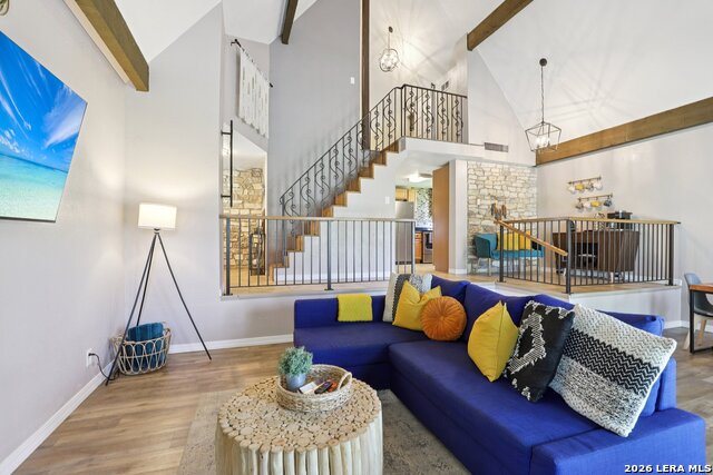 Image 8 of 35 For 122 Nueces  