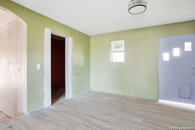 Image 22 of 46 For 11515 Ford  