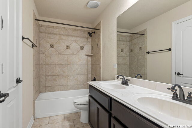 Image 20 of 26 For 2618 Gray Whales