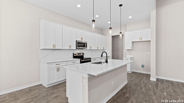 Image 9 of 35 For 8511 Ventura