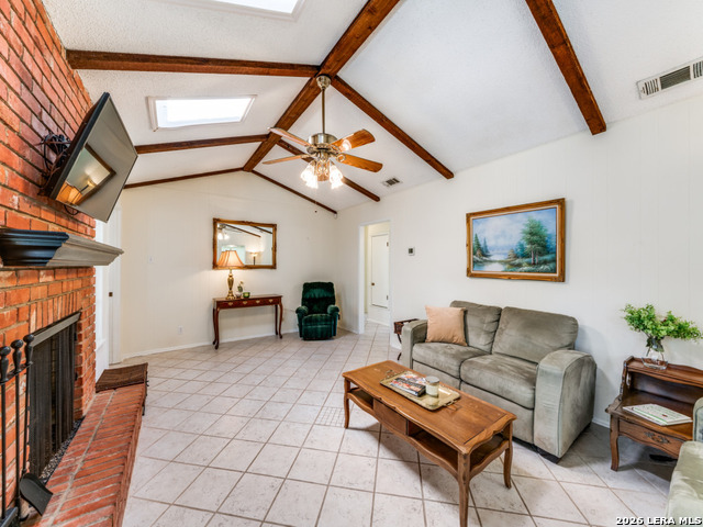 Image 9 of 26 For 302 Cordoba  