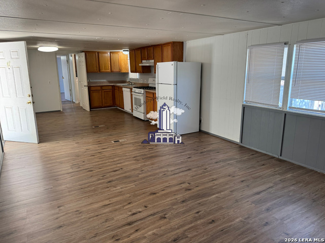 Image 4 of 13 For 8509 Northmont