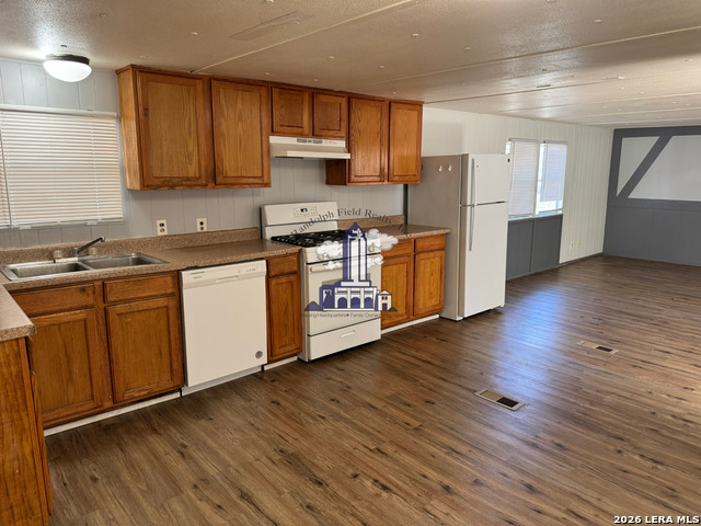 Image 6 of 13 For 8509 Northmont