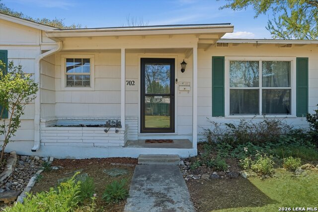 Details for 702 Sumner Dr, San Antonio, TX 78209