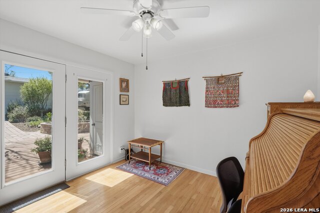 Image 13 of 25 For 702 Sumner Dr