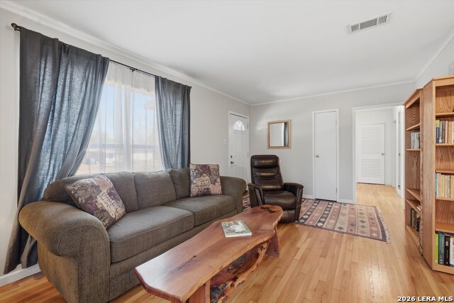 Image 2 of 25 For 702 Sumner Dr